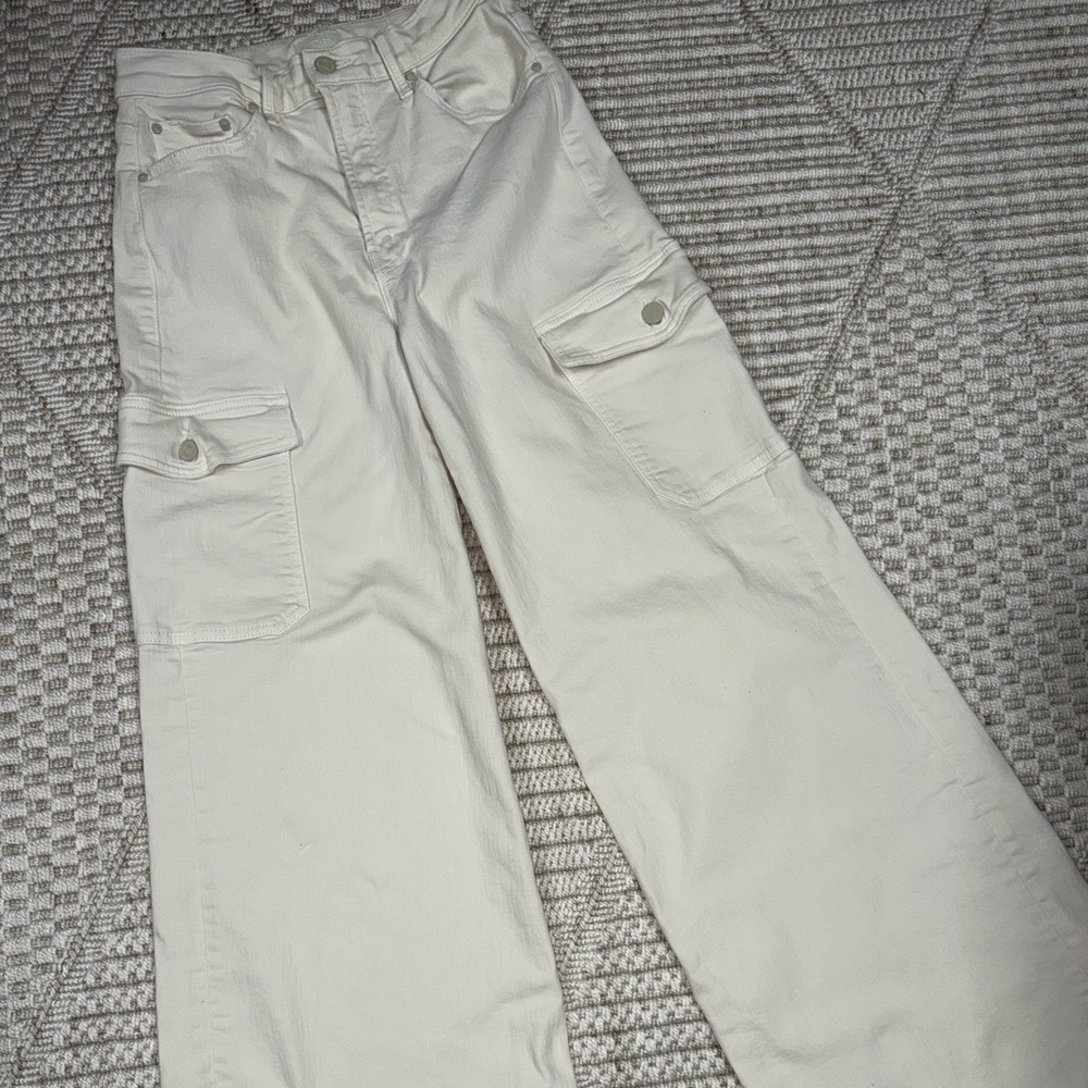 MOTHER jeans 26 undercover cargo sneak wide leg high rise cream puffs